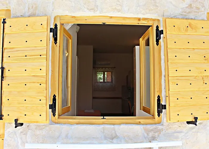 Studio Apartman Zara