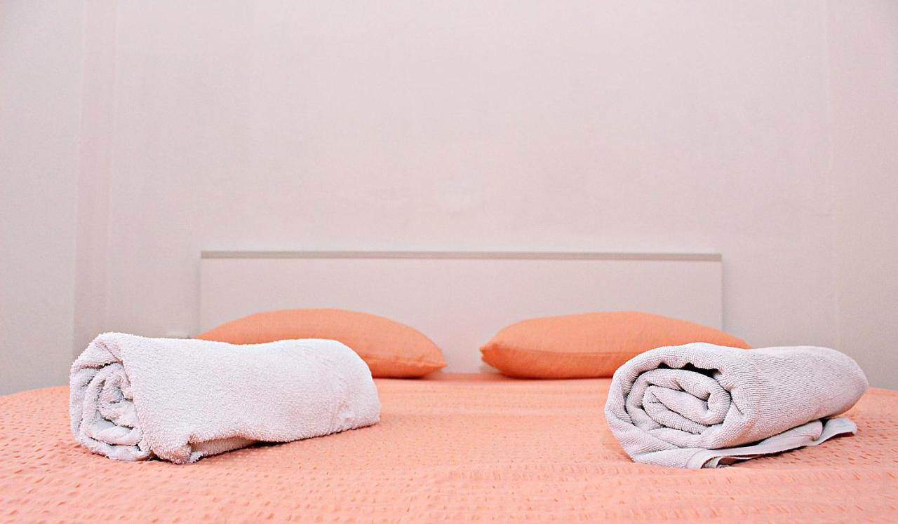 Studio Apartman Zara *